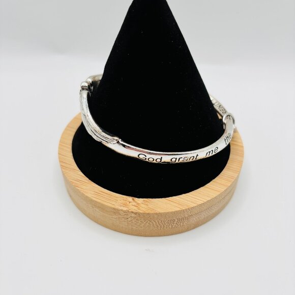 Silver Tone Angel Wings Bangle Bracelet Serenity Prayer Engraved Inspirational - Picture 2 of 6